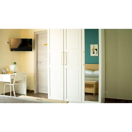 Apartment La Maison D'ambre - Spazioso Centro - 2 Minuti Dalla Metro Catania