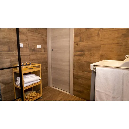 Apartment La Maison D'ambre - Spazioso Centro - 2 Minuti Dalla Metro Catania