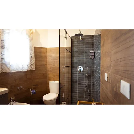 La Maison D'ambre - Spazioso Centro - 2 Minuti Dalla Metro Apartment