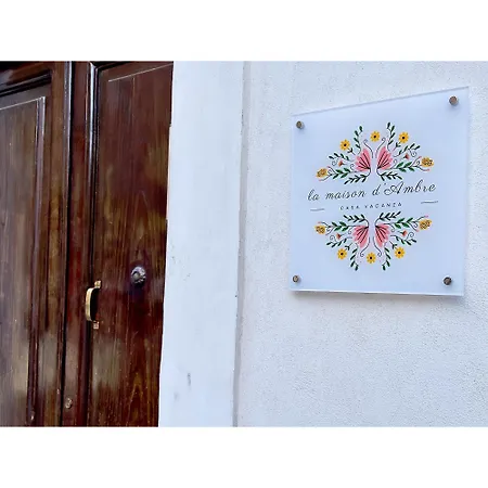 La Maison D'ambre - Spazioso Centro - 2 Minuti Dalla Metro Catania