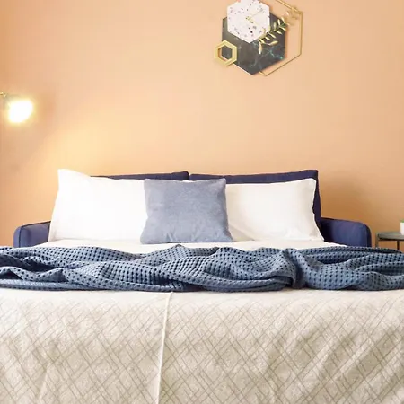 Apartment La Maison D'ambre - Spazioso Centro - 2 Minuti Dalla Metro Catania